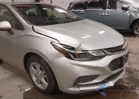 2018 Chevrolet Cruze Lt Auto z USA, uszkodzony, nr VIN 1G1BE5SM6J7217853